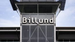 Pressemeddelelse Sidste maaned med sommerflyvninger slutter ogsaa med vaekst i Billund Lufthavn e1573299440512